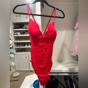 Seafolly Scalloped Swim suit NWOT